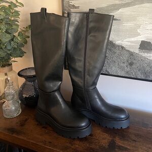 NWOT Black Boots Madden Girl